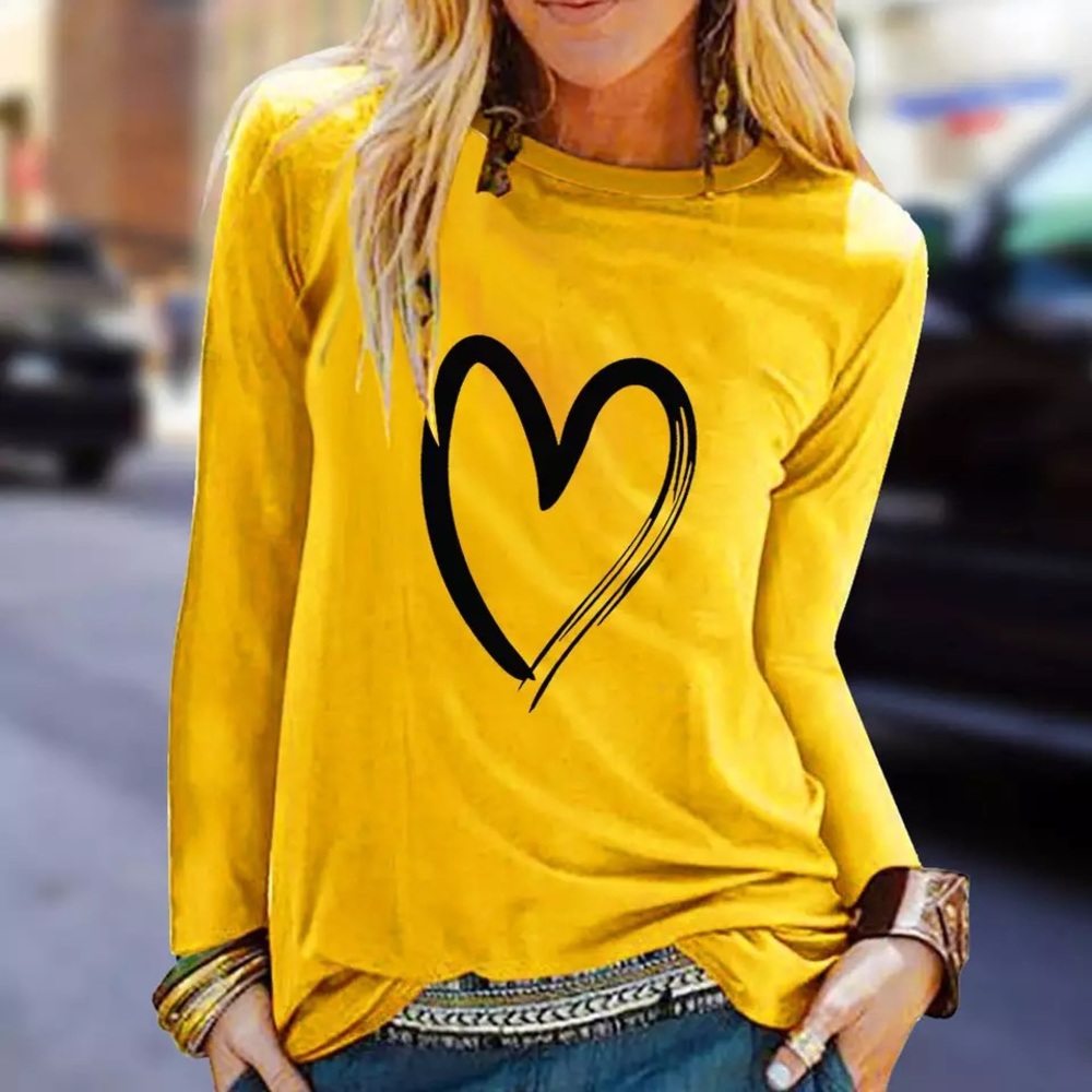 ✨Yellow Heart Long Sleeved Tee✨